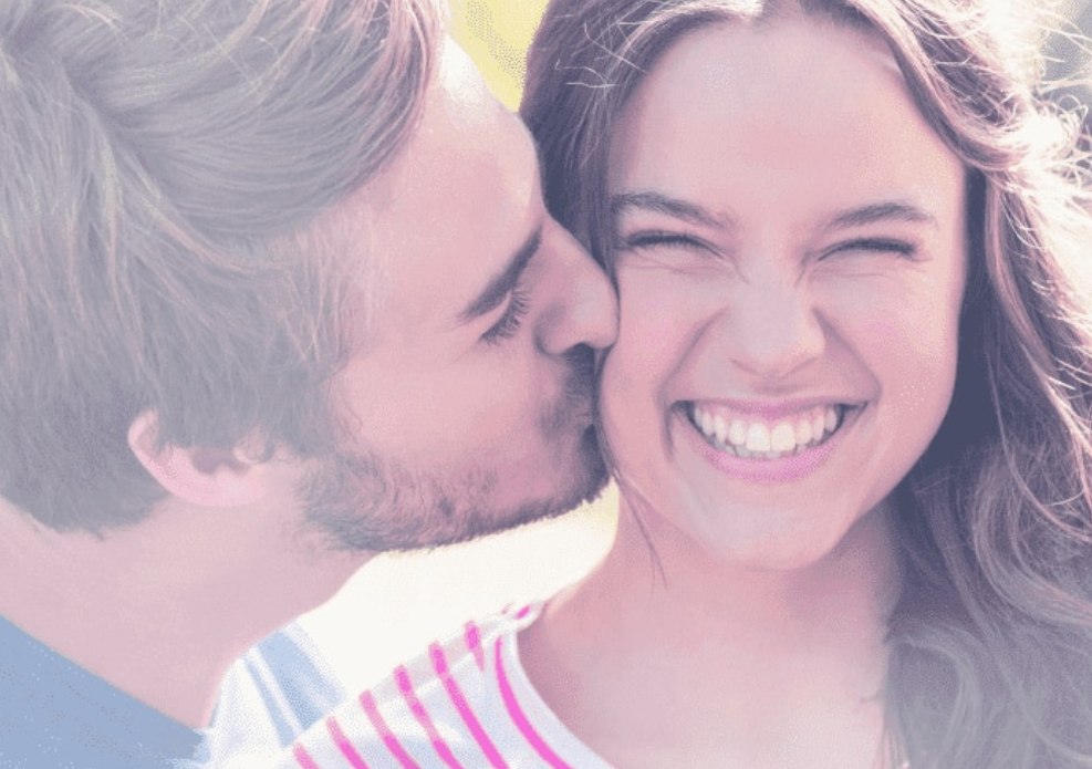 Kiss on the First Date